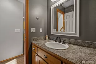 1702 SW Ulysses St, Oak Harbor, WA 98277 - Photo 16