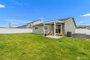 2471 SE 3rd St, East Wenatchee, WA 98802 - Photo 8