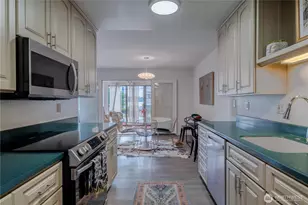 22532 6th Ave S, Des Moines, WA 98198 - Photo 8