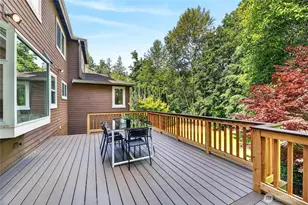 25720 NE 4th Pl, Sammamish, WA 98074 - Photo 16