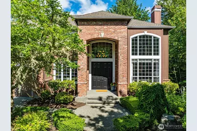 25720 NE 4th Place, Sammamish, WA 98074 - Photo 2