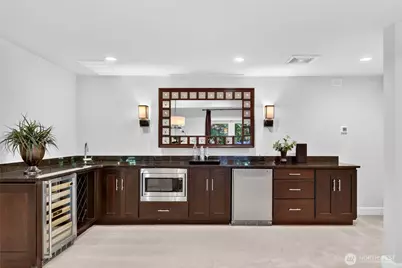 25720 NE 4th Place, Sammamish, WA 98074 - Photo 34
