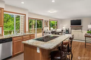 14009 Cascade Dr SE, Snohomish, WA 98296 - Photo 10