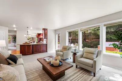 320 210th Court SE, Sammamish, WA 98074 - Photo 14
