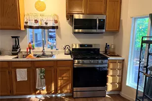 506 195th Ave E Unit 2 E, Lake Tapps, WA 98391 - Photo 8