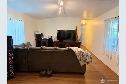 506 195th Ave E Unit 2 E #2, Lake Tapps, WA 98391 - Photo 10
