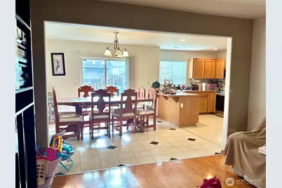 18416 80th Avenue Ct E, Puyallup, WA 98375 - Photo 4