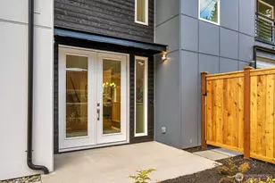 3983 162nd Pl SE, Bellevue, WA 98006 - Photo 2