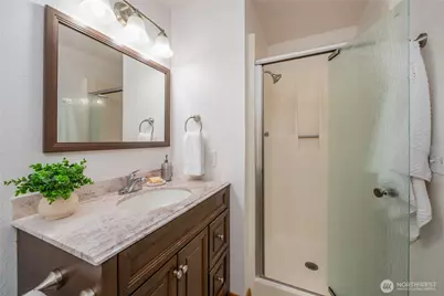 9626 NE 129th Place, Kirkland, WA 98034 - Photo 12