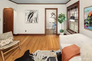 408 Bellevue Ave E, Seattle, WA 98102 - Photo 12