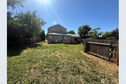 305 S Roosevelt Street, Walla Walla, WA 99362 - Photo 1
