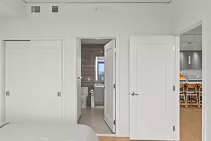 2510 6th Ave, Seattle, WA 98121 - Photo 12