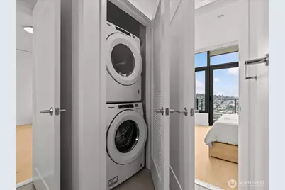 2510 6th Avenue #2410, Seattle, WA 98121 - Photo 16
