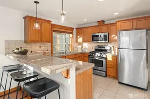 3670 Dayton Ave N, Seattle, WA 98103 - Photo 12