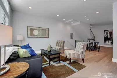 1507 Lakeview Blvd E, Seattle, WA 98102 - Photo 4