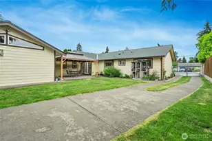 237 S 186th St, Burien, WA 98148 - Photo 38