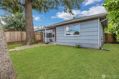 1812 S Sprague Avenue, Tacoma, WA 98405 - Photo 2