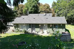 10433 1st Ave SW, Burien, WA 98146 - Photo 2