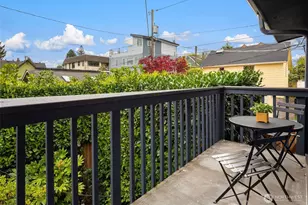 1519 5th Ave W, Seattle, WA 98119 - Photo 10