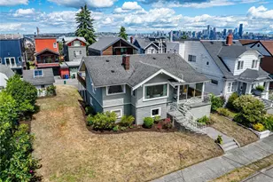 3722 SW Grayson St, Seattle, WA 98126 - Photo 2