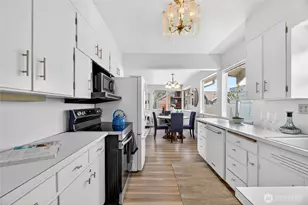 3722 SW Grayson St, Seattle, WA 98126 - Photo 10