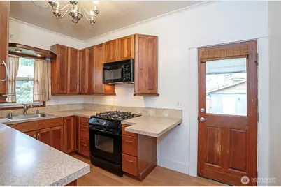 2909 N 7th Street, Tacoma, WA 98406 - Photo 12