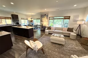 2744 S 120th Pl, Seattle, WA 98168 - Photo 4