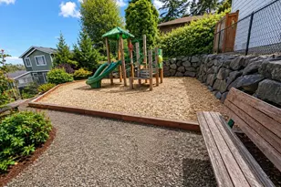 2744 S 120th Pl, Seattle, WA 98168 - Photo 30