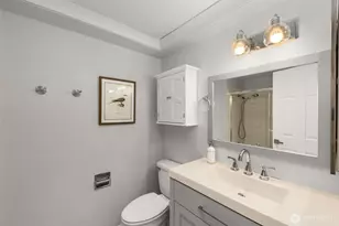 9416 NE 143rd St, Kirkland, WA 98034 - Photo 18