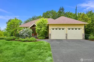 1910 40th St, Bellingham, WA 98229 - Photo 2