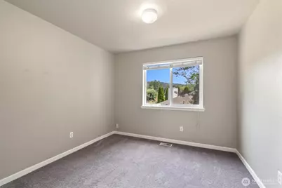 516 Corrin Avenue NW, Orting, WA 98360 - Photo 30