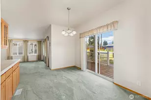 40 Marsden Rd, Port Angeles, WA 98362 - Photo 12