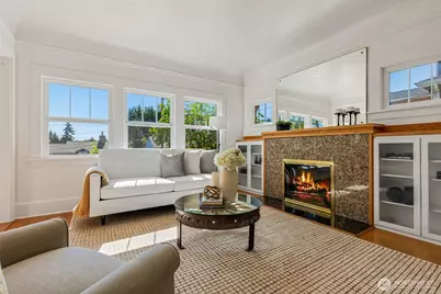 7347 19th Avenue NE, Seattle, WA 98115 - Photo 4