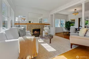 7347 19th Ave NE, Seattle, WA 98115 - Photo 2