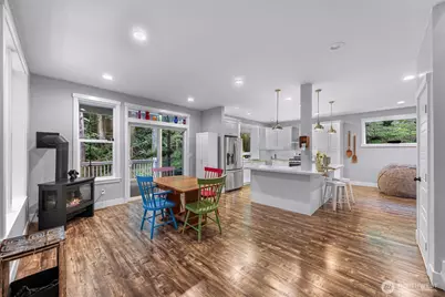 32 Hillside Place, Bellingham, WA 98229 - Photo 2