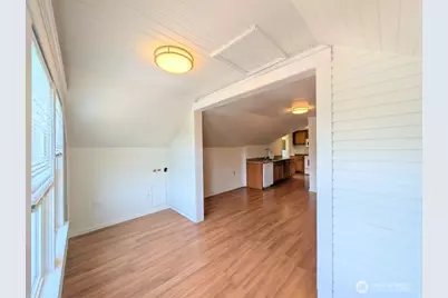 1022 Oakes Avenue #B, Everett, WA 98201 - Photo 12
