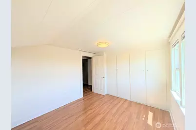1022 Oakes Avenue #B, Everett, WA 98201 - Photo 6