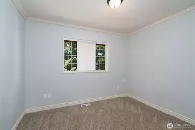 2003 Woodridge Avenue, Mount Vernon, WA 98273 - Photo 22