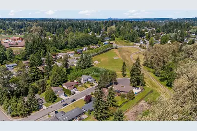 16516 133rd Place SE, Renton, WA 98058 - Photo 34