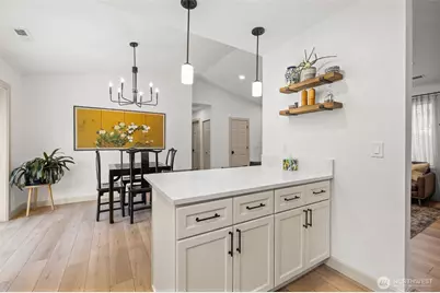 16516 133rd Place SE, Renton, WA 98058 - Photo 14