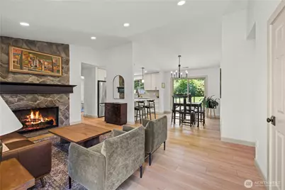 16516 133rd Place SE, Renton, WA 98058 - Photo 6