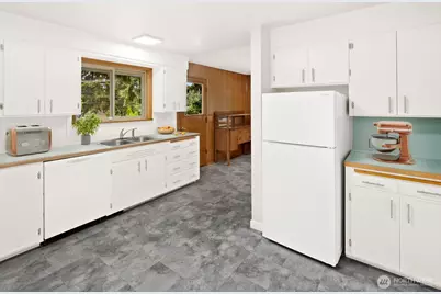 1711 52nd Street SE, Everett, WA 98203 - Photo 6