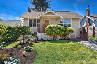 10327 Stone Avenue N, Seattle, WA 98133 - Photo 1