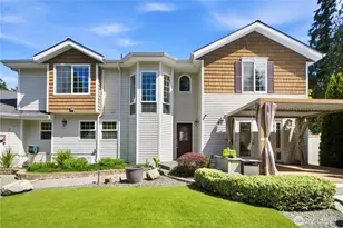 12832 NE 70th Pl, Kirkland, WA 98033 - Photo 1