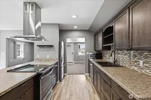 219 Washington Pl, Electric City, WA 99123 - Photo 6