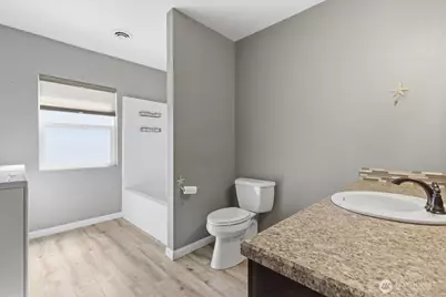 219 Washington Place, Electric City, WA 99123 - Photo 16