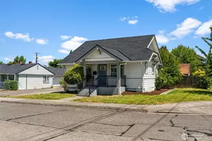 3857 S Park Ave, Tacoma, WA 98418 - Photo 2