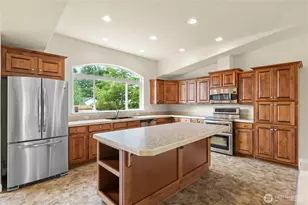 625 E Simpson Ave, Montesano, WA 98563 - Photo 8