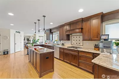 1918 Broadview, Wenatchee, WA 98801 - Photo 12