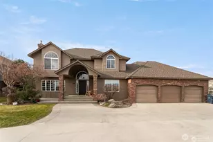 1918 Broadview, Wenatchee, WA 98801 - Photo 2